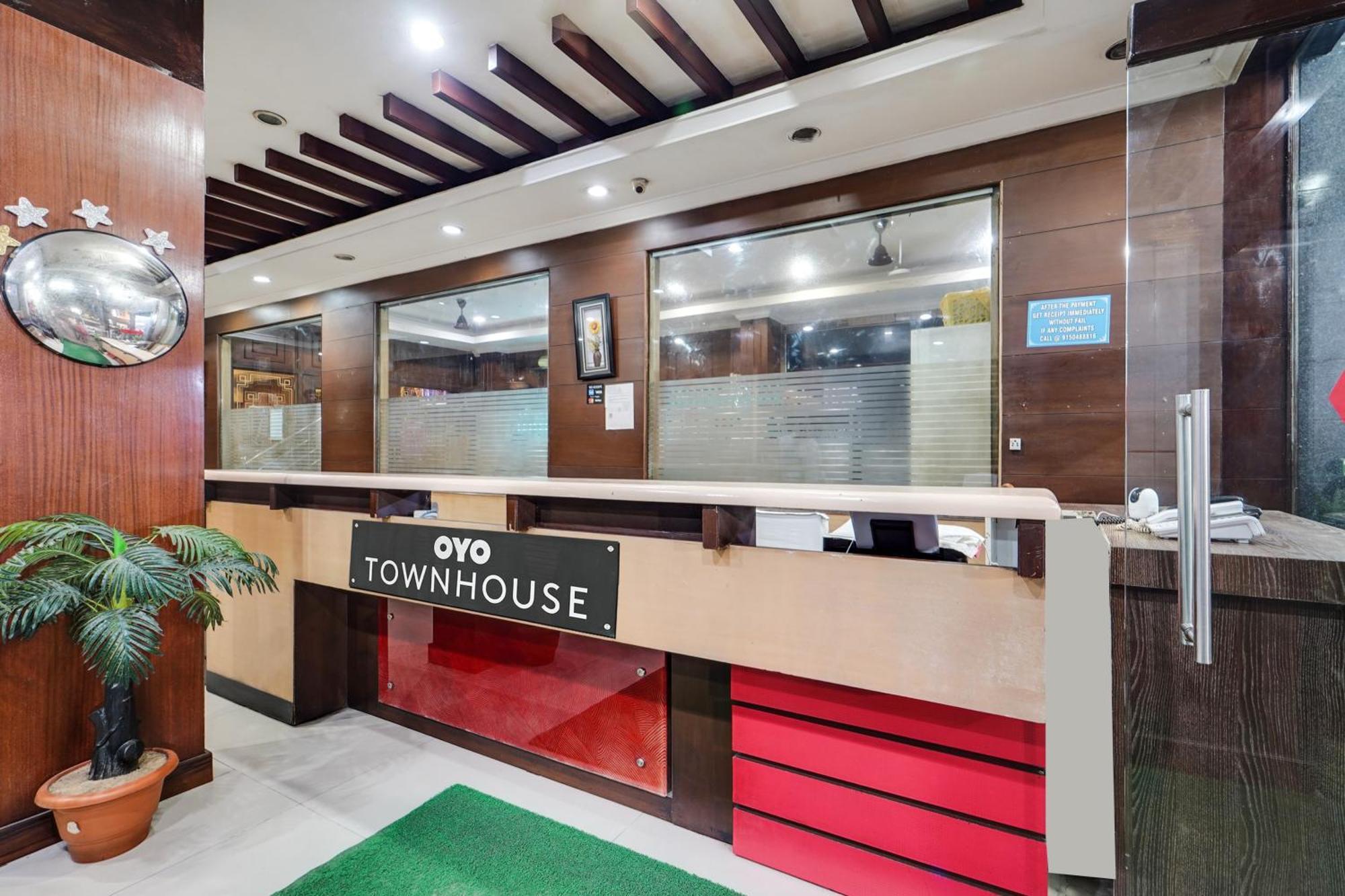 Townhouse Garden City Chennai Esterno foto