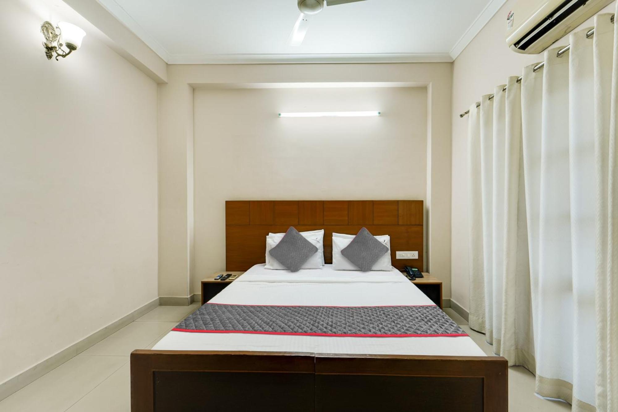 Townhouse Garden City Chennai Esterno foto